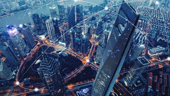 Aerial view of the city overlaid with the network transmission nodes